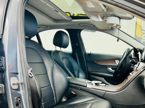 MERCEDES BENZ C200 EXCLUSIVE 2017 - Image 12