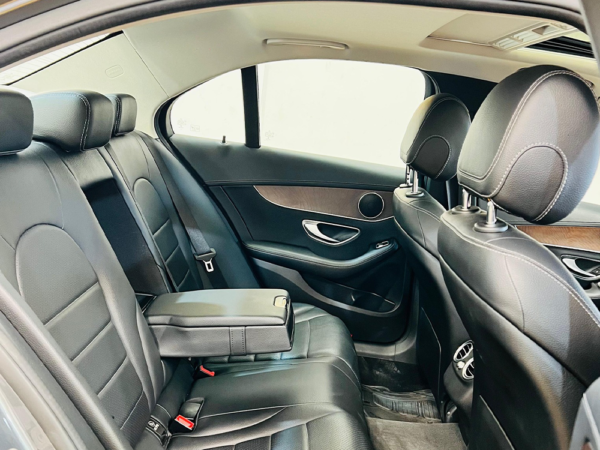 MERCEDES BENZ C200 EXCLUSIVE 2017 - Image 14