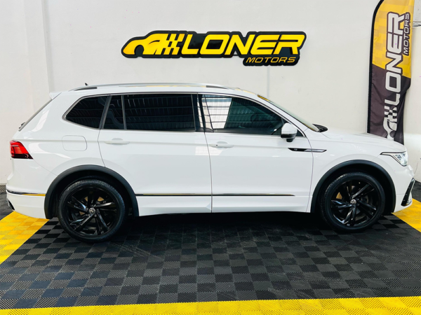 VOLKSWAGEN TIGUAN R-LINE 2.0 2022 - Image 5