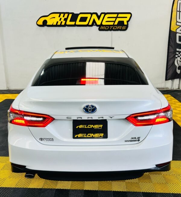 TOYOTA CAMRY XLE HV 2024 - Image 11