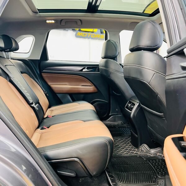 DODGE JOURNEY GT PLUS 2023 - Image 14