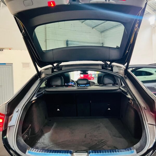 MERCEDES BENZ GLE 53 AMG COUPE 2024 - Image 15
