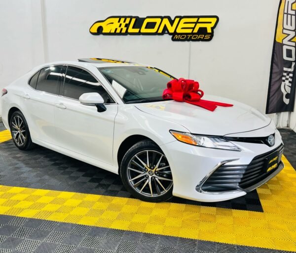 TOYOTA CAMRY XLE HV 2024 - Image 2