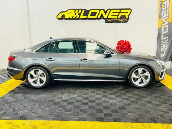 AUDI A4 SLINE 40 TFSI 2022 - Image 3