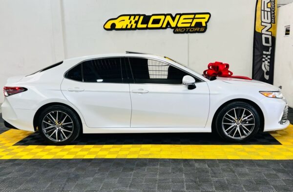 TOYOTA CAMRY XLE HV 2024 - Image 7