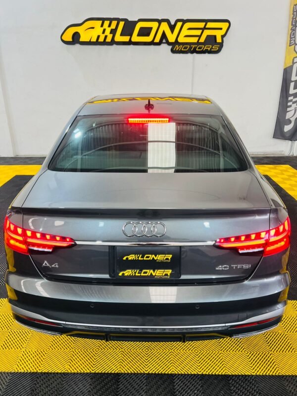 AUDI A4 SLINE 40 TFSI 2022 - Image 8
