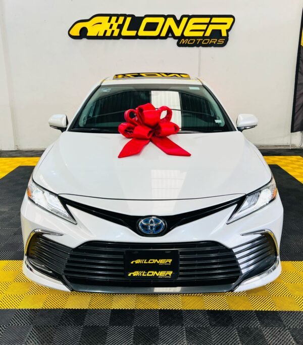 TOYOTA CAMRY XLE HV 2024 - Image 8