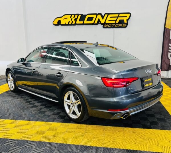 AUDI A4 SLINE 2.0 2017 - Image 10