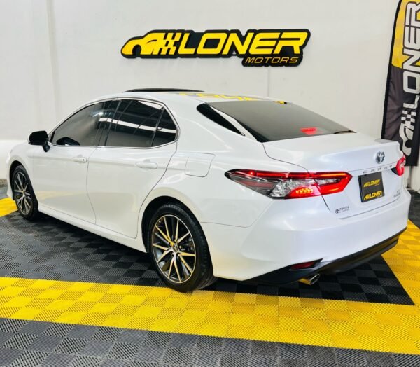 TOYOTA CAMRY XLE HV 2024 - Image 10