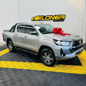 TOYOTA HILUX SR 2023
