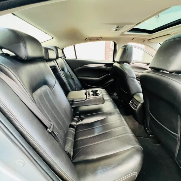 MAZDA 6 i GRAND TOURING 2020 - Image 12