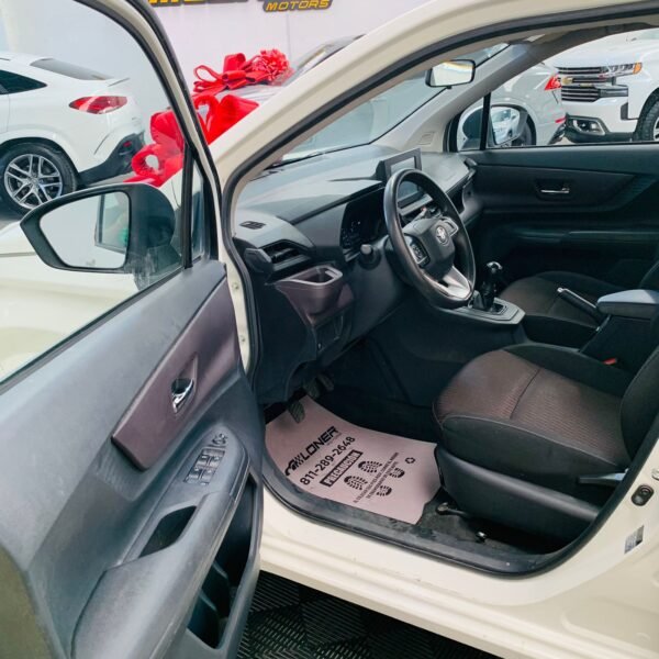 TOYOTA AVANZA LE 2022 - Image 12