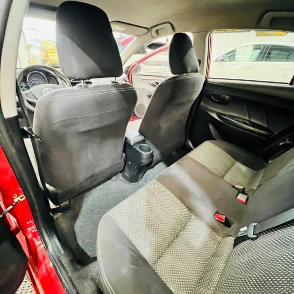 TOYOTA YARIS 2017 - Image 14