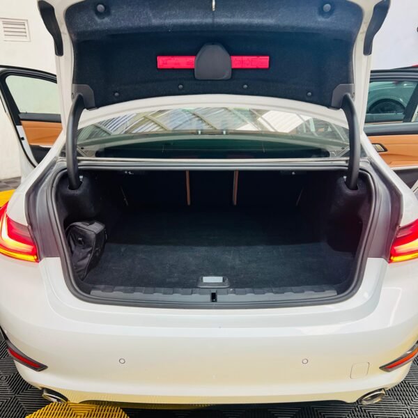 BMW 330 E SPORT LINE PLUS HIBRIDO - Image 14