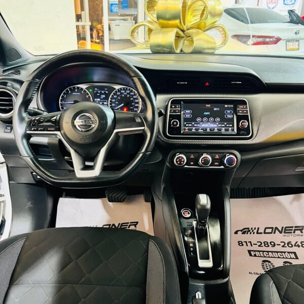 NISSAN KICKS ADVANCE 2018 - Image 15