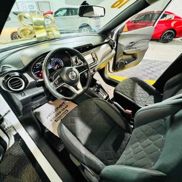 NISSAN KICKS ADVANCE 2018 - Image 16