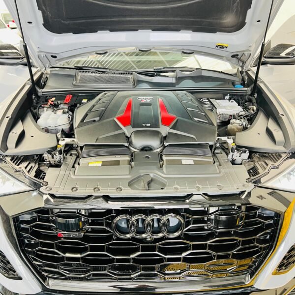 AUDI RSQ8 2023 - Image 18