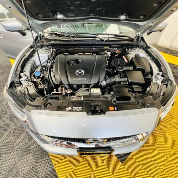 MAZDA 6 i GRAND TOURING 2020 - Image 18