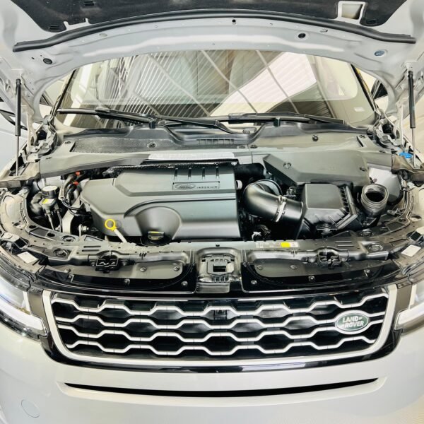 LAND ROVER EVOQUE 2022 - Image 20