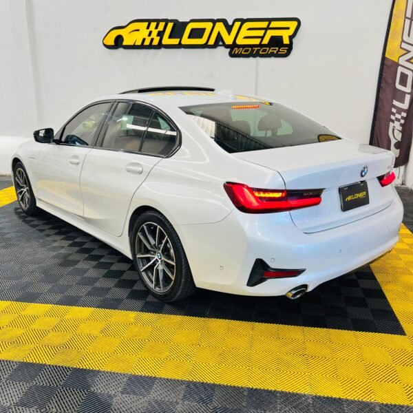 BMW 330 E SPORT LINE PLUS HIBRIDO - Image 8