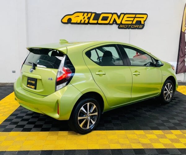TOYOTA PRIUS C 2019 - Image 8