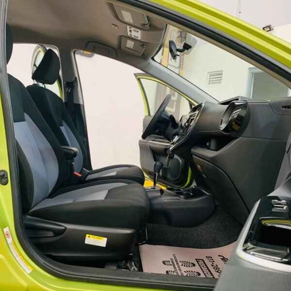 TOYOTA PRIUS C 2019 - Image 9