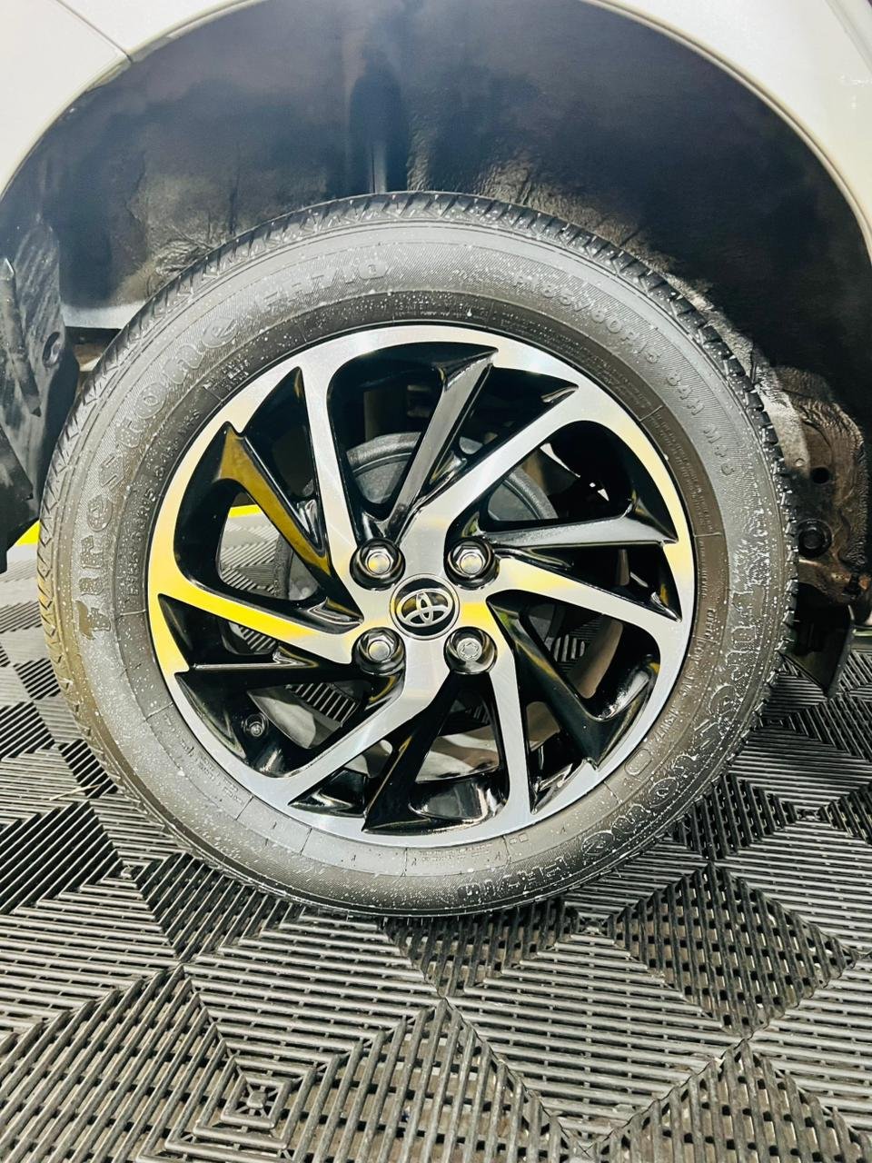 TOYOTA YARIS S CVT 2021 - Image 11