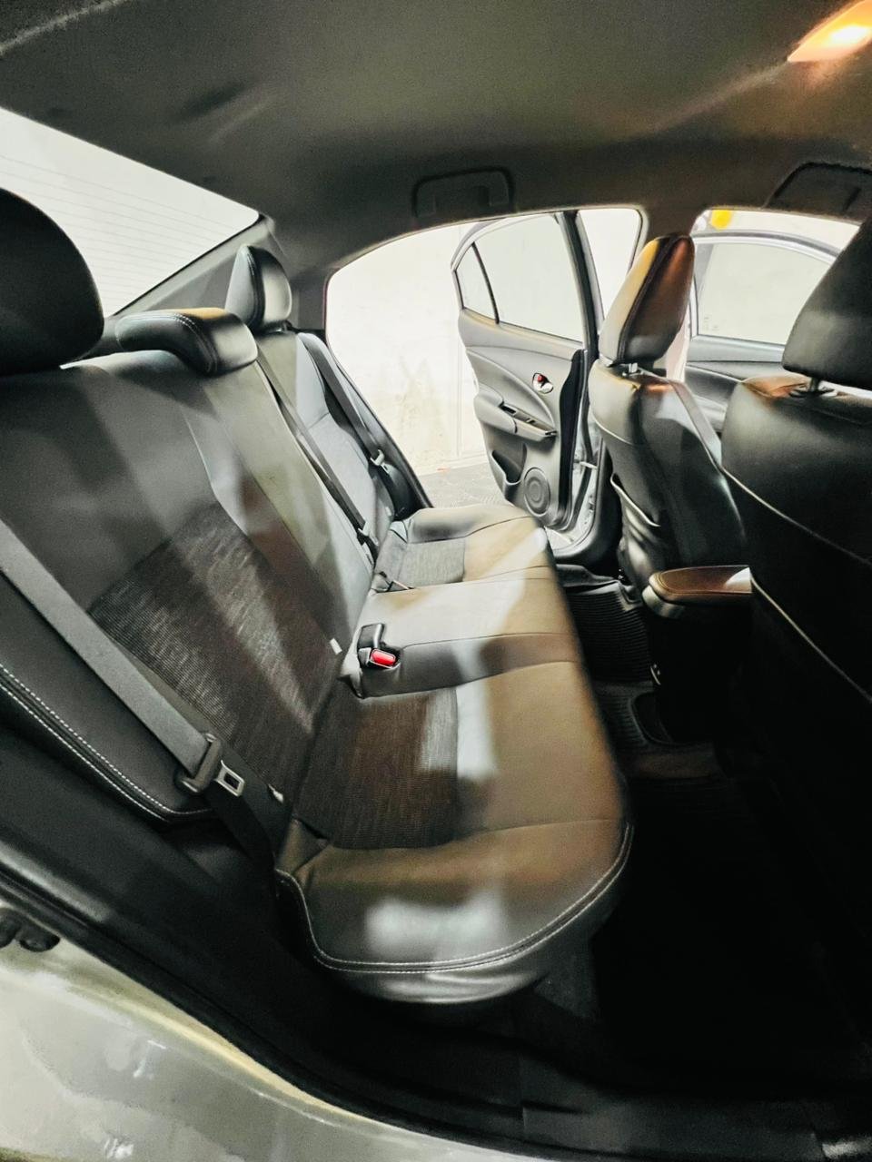 TOYOTA YARIS S CVT 2021 - Image 12