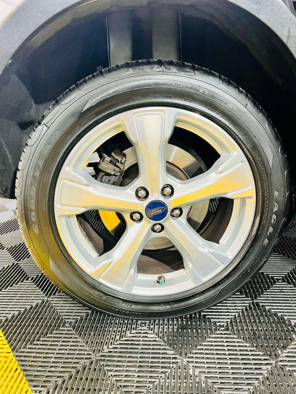 FORD ESCAPE TREND ADVANCE 2.0 2018 - Image 13