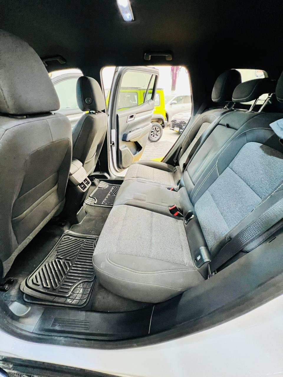 GMC TERRAIN BLACK EDITION 2025 - Image 15