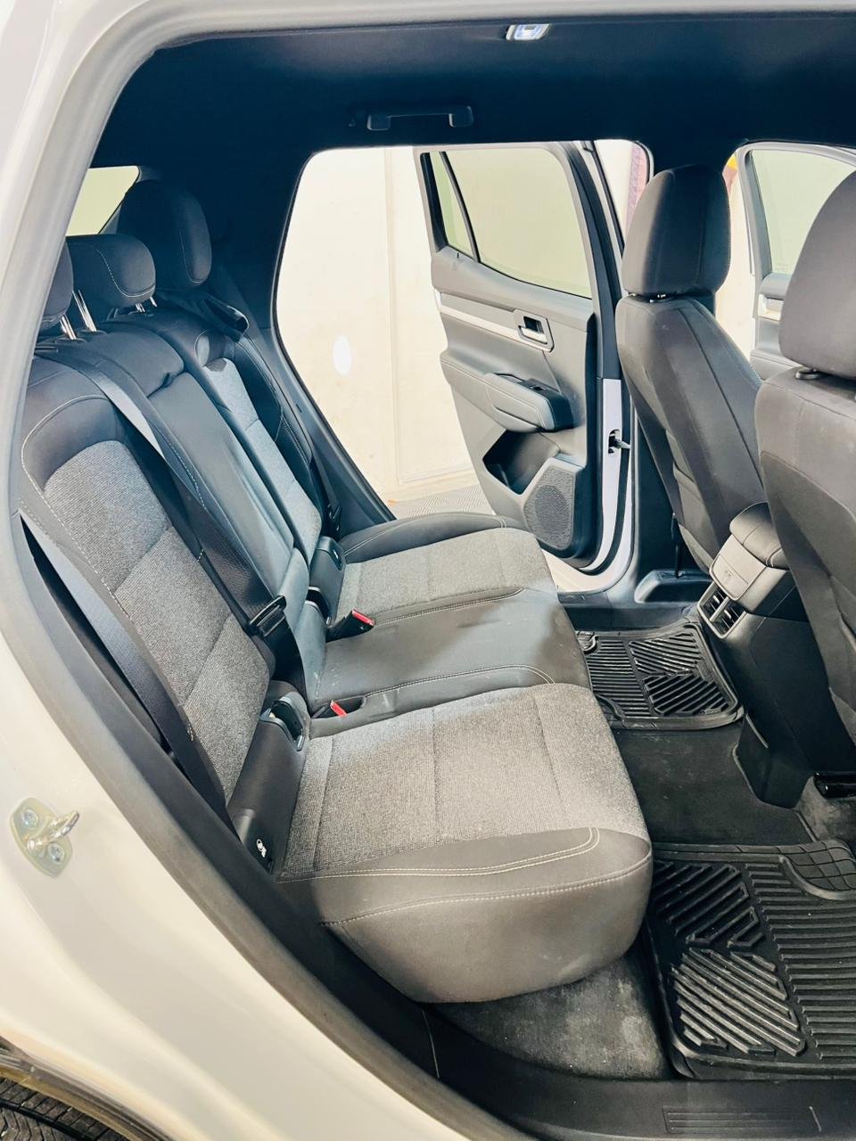 GMC TERRAIN BLACK EDITION 2025 - Image 16