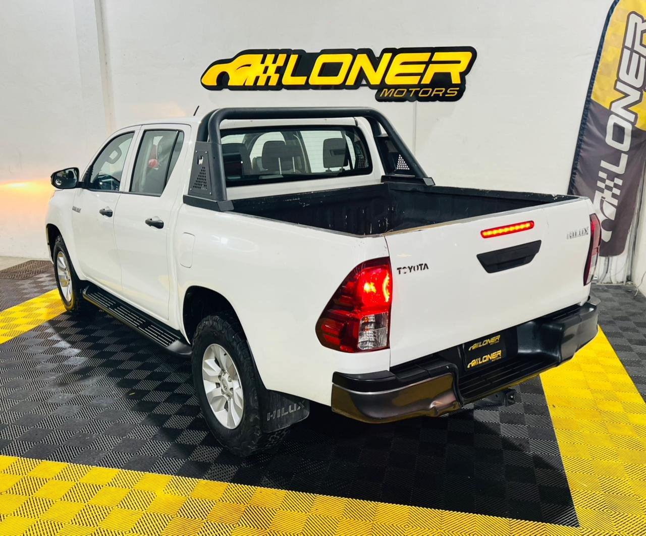 HILUX DOBLE CABINA SR 2019 - Image 6