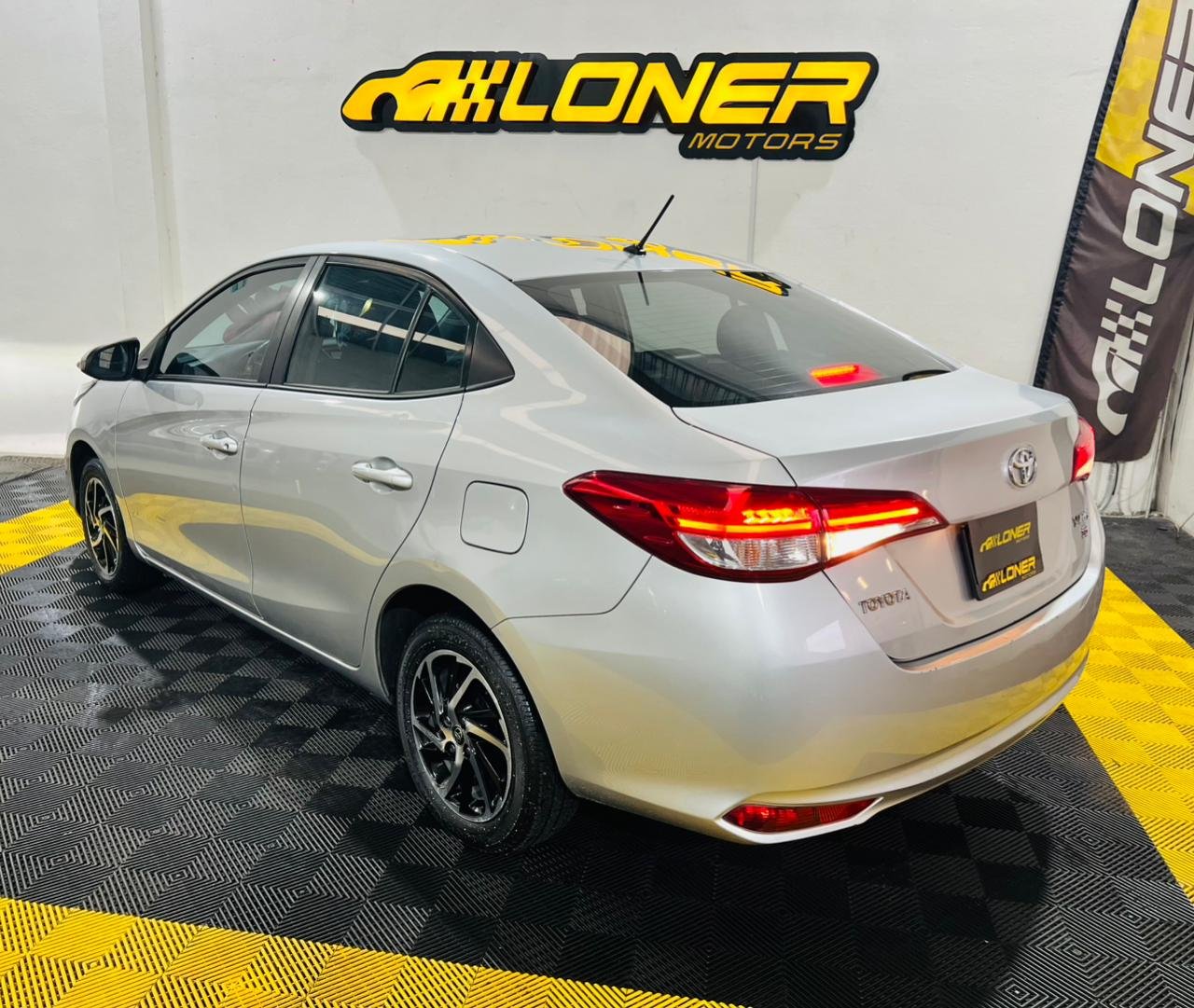 TOYOTA YARIS S CVT 2021 - Image 6