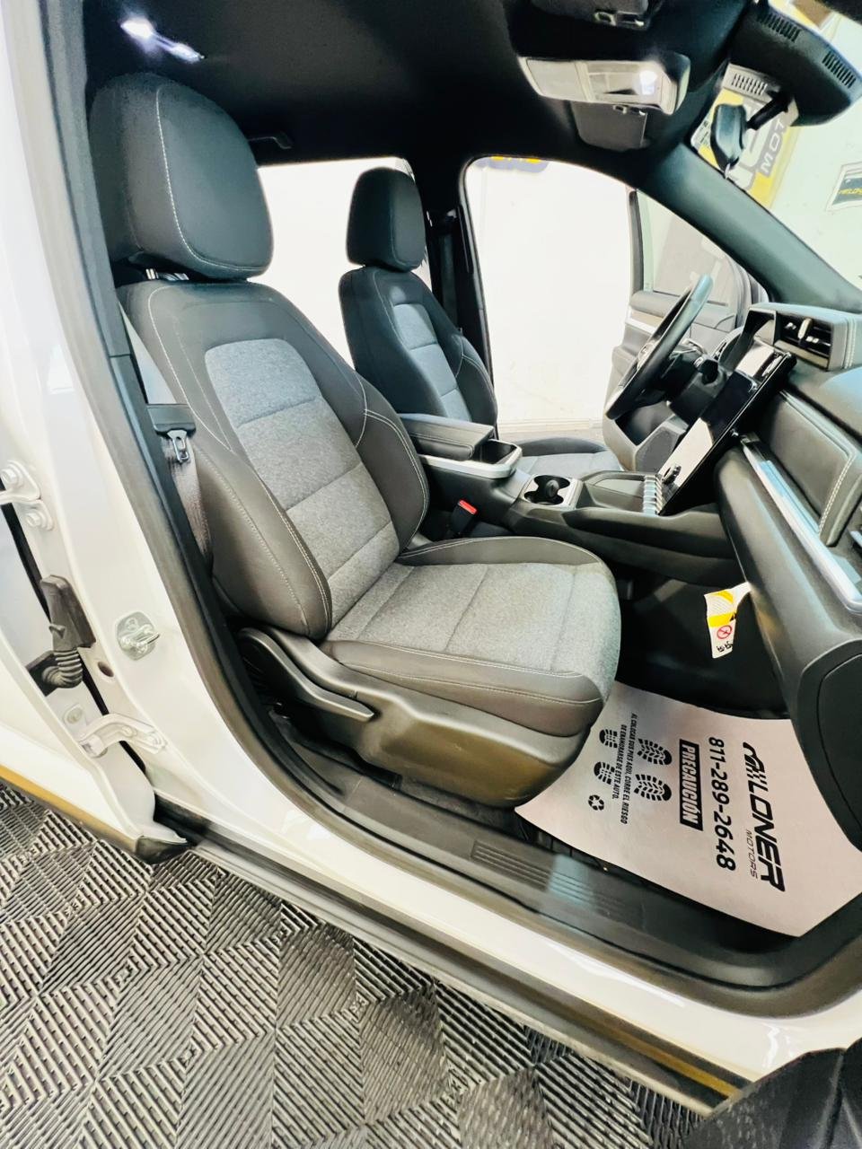 GMC TERRAIN BLACK EDITION 2025 - Image 9