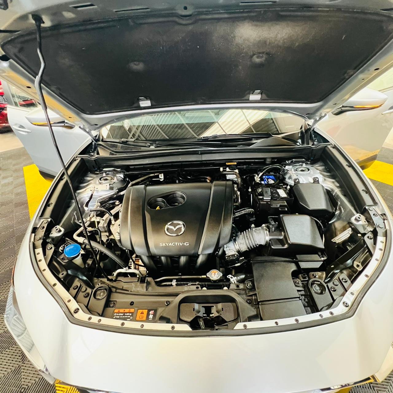 MAZDA CX30 iSPORT 2023 - Image 16